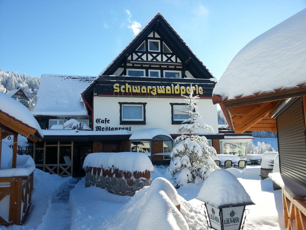 Hotel-Berggasthof Schwarzwaldperle Sasbachwalden Bagian luar foto