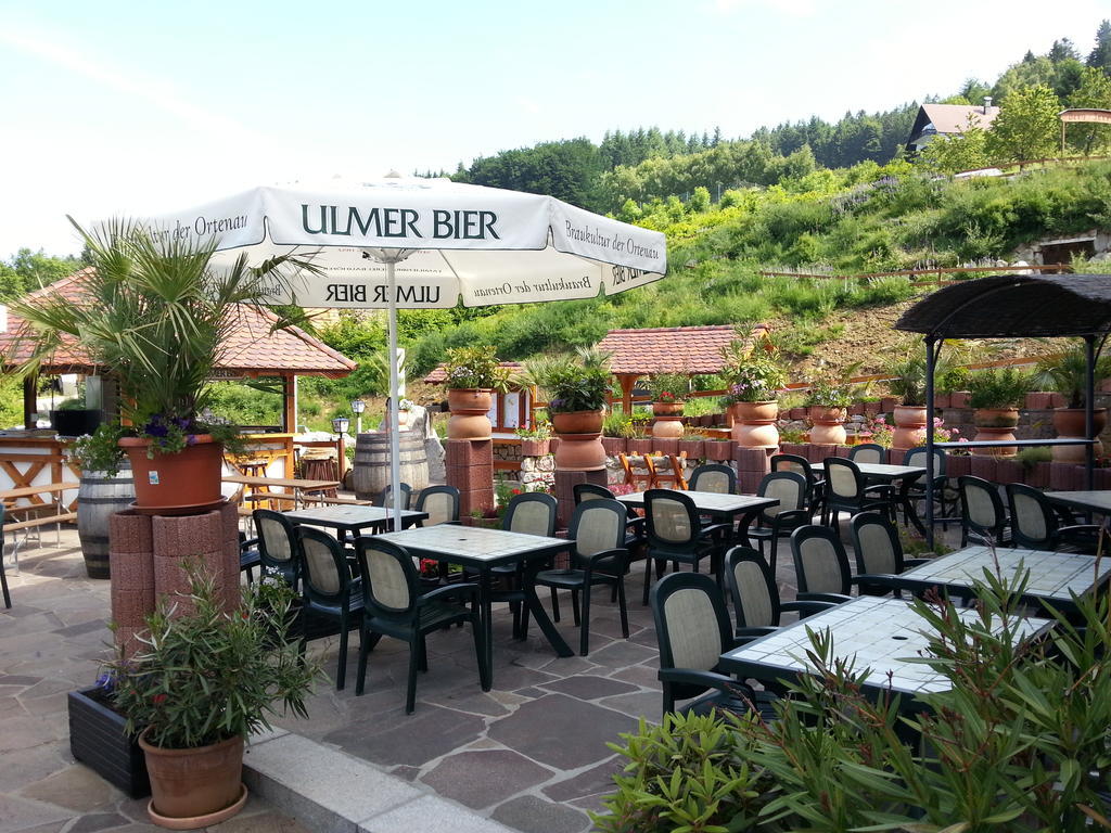 Hotel-Berggasthof Schwarzwaldperle Sasbachwalden Bagian luar foto