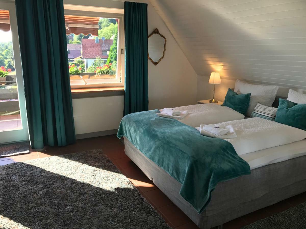 Hotel-Berggasthof Schwarzwaldperle Sasbachwalden Bagian luar foto